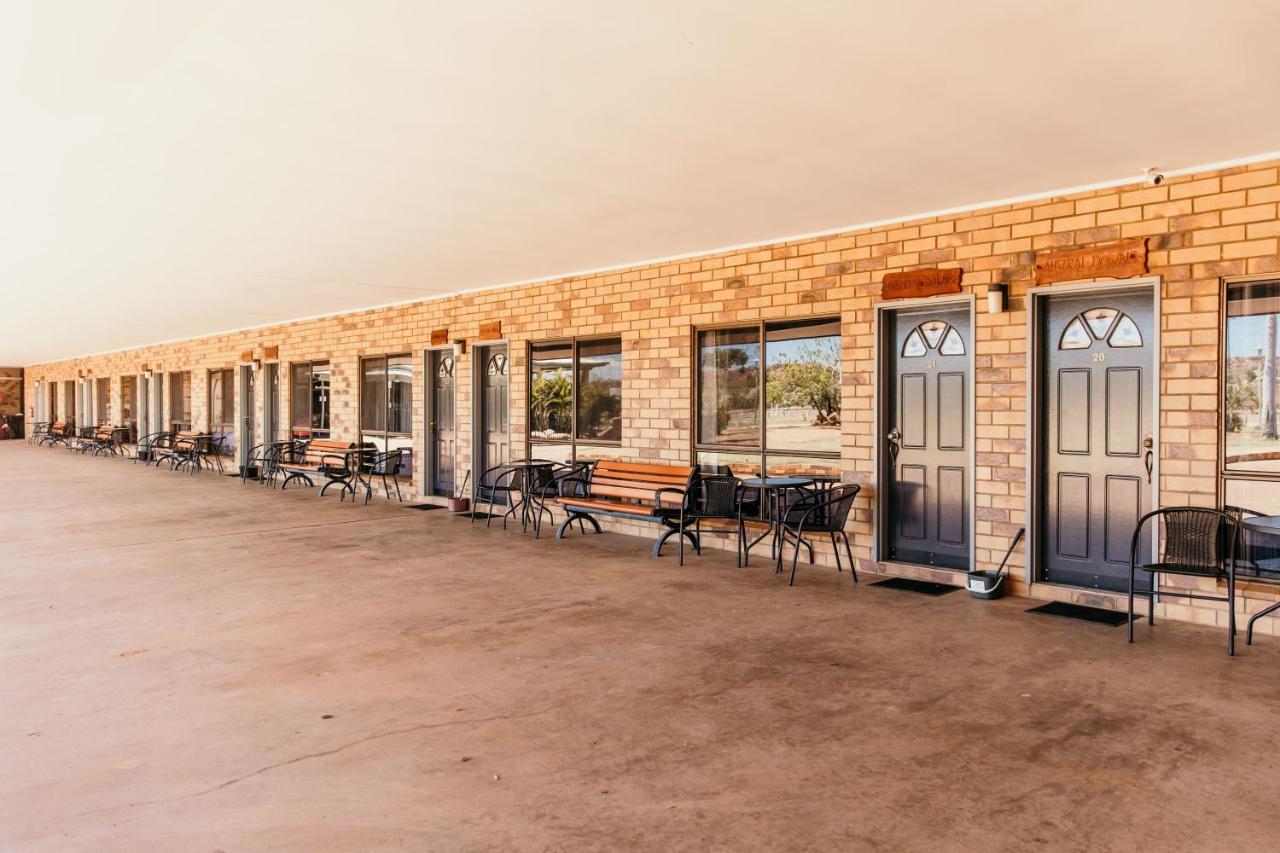 Abacus Motel Mount Isa Dış mekan fotoğraf