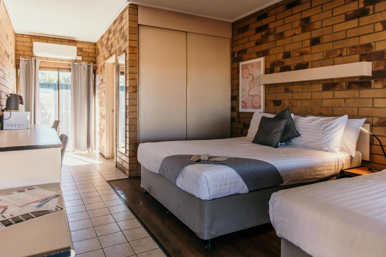 Abacus Motel Mount Isa Dış mekan fotoğraf