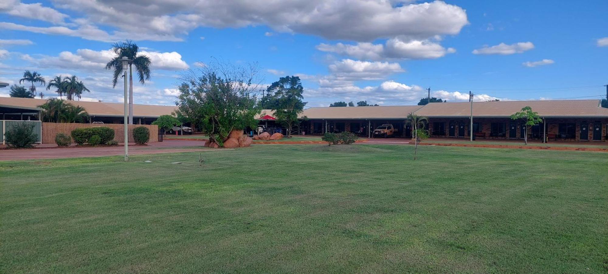 Abacus Motel Mount Isa Dış mekan fotoğraf